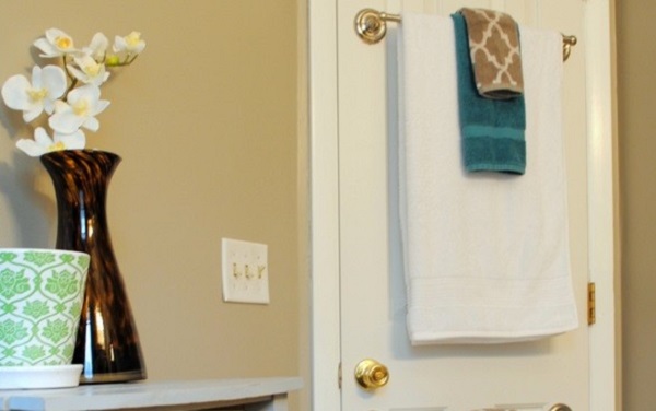 10 Small Bathroom Ideas That Will, Hanging Towels In Small Bathroom