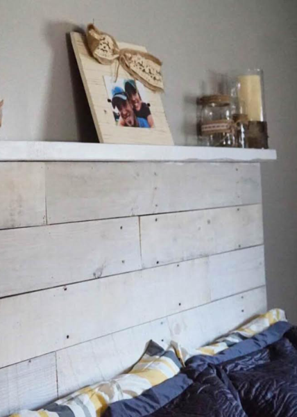 How To Make Your Own Diy Pallet Headboard, Diy Pallet Headboard With Shelves