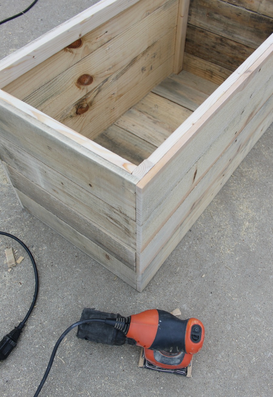 crate assembled sand pallet wood