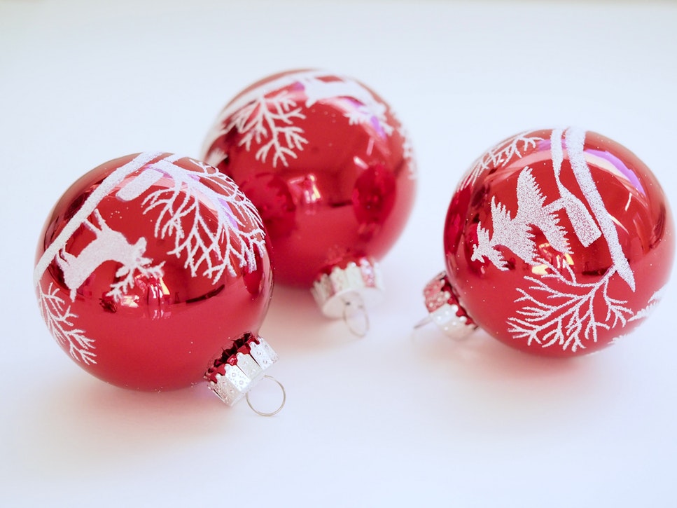 how to store christmas ornaments