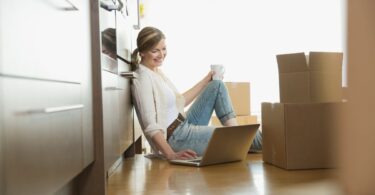 how to move from house to apartment or condo